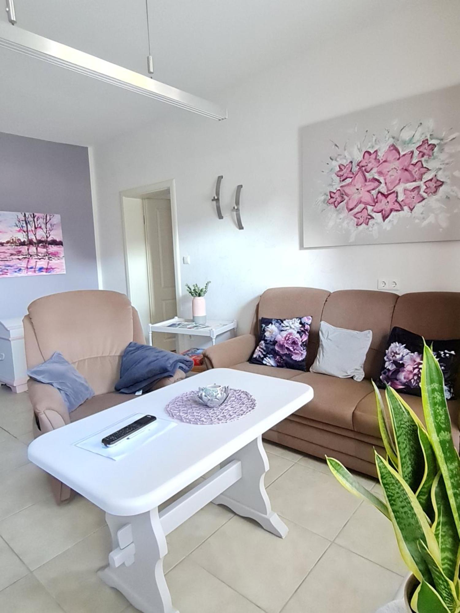 Ferienwohnung Am Huenenweg Berge  Esterno foto